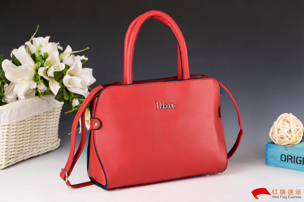 16393791276604.jpg 攝圖網(wǎng)_500766878_時尚女包(企業(yè)商用)_副本.jpg